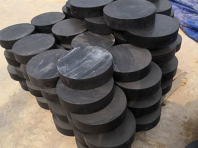 石台县板式橡胶支座由若干层橡胶片与薄钢板经加压硫化
